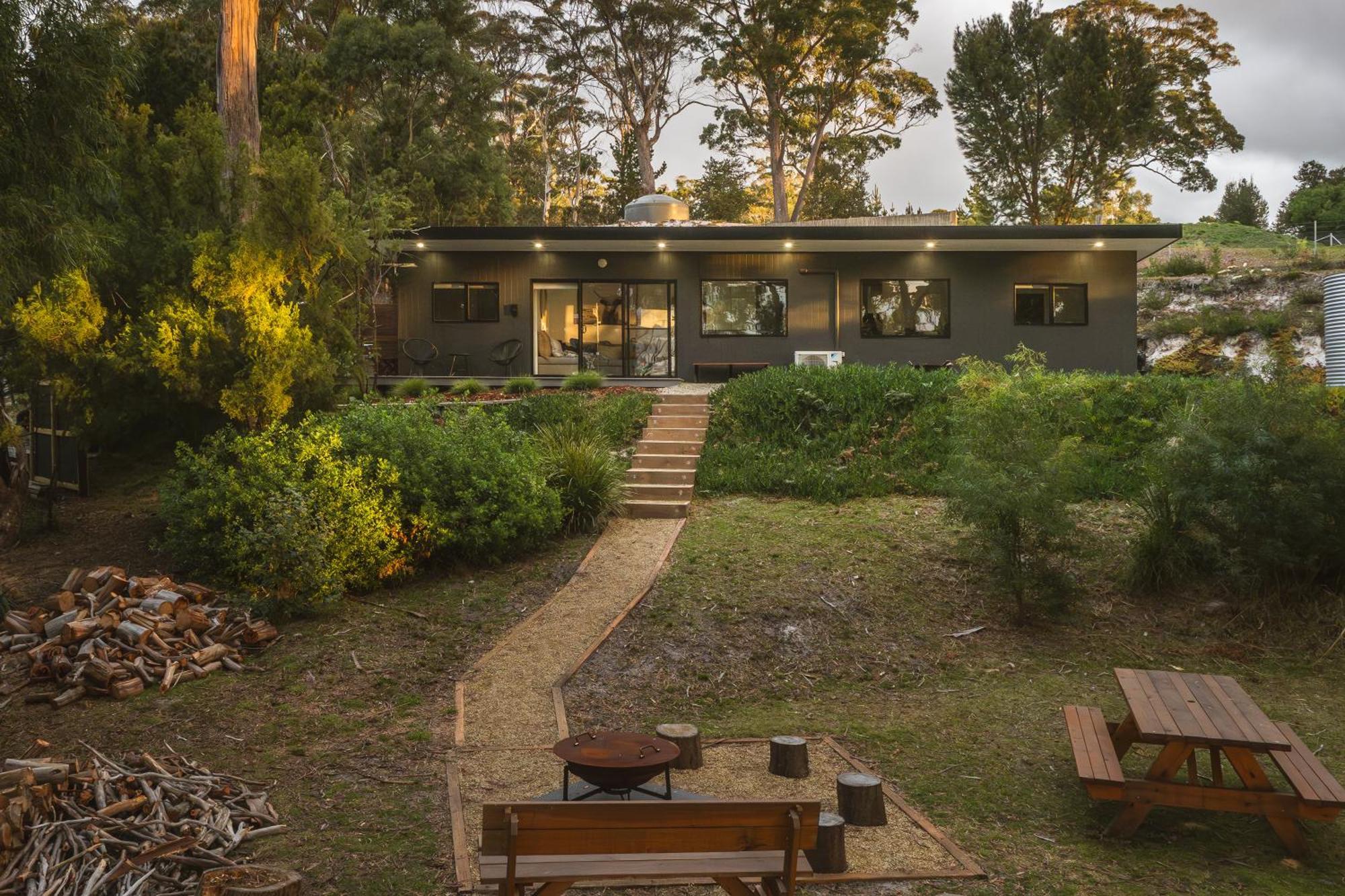 Blyth Retreat, Bruny Island Villa Simpsons Bay Exteriör bild