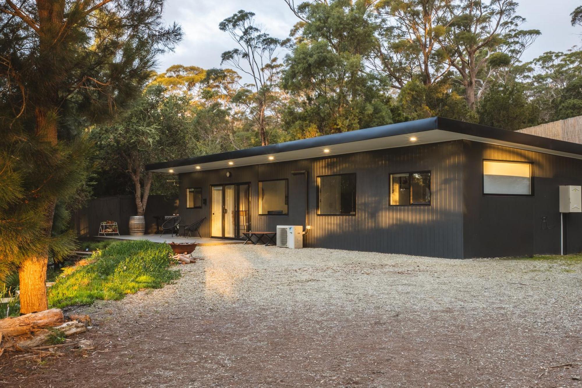 Blyth Retreat, Bruny Island Villa Simpsons Bay Exteriör bild